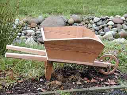 diy wheelbarrow planter