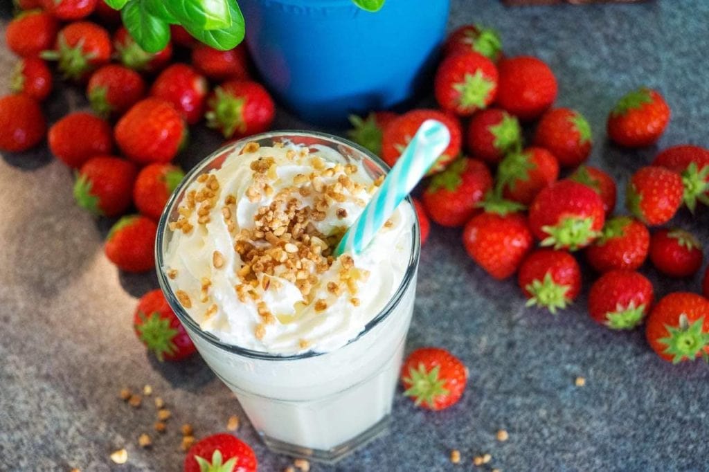 strawberry milkshake