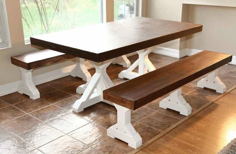 DIY Farmhouse Bench