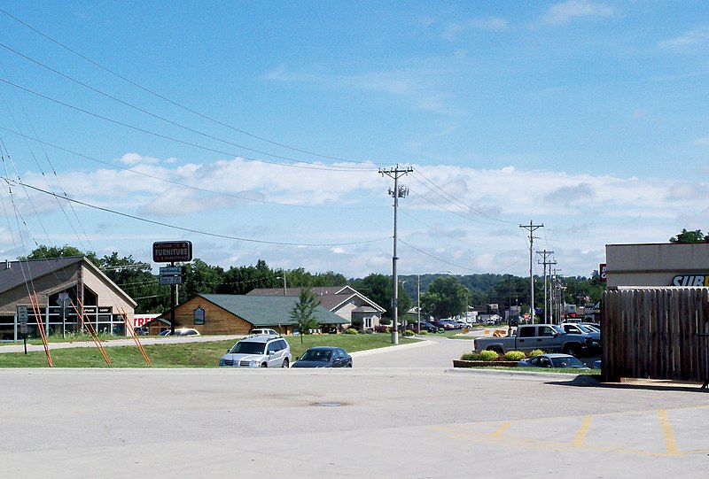 Decorah, IA 52101, USA - panoramio