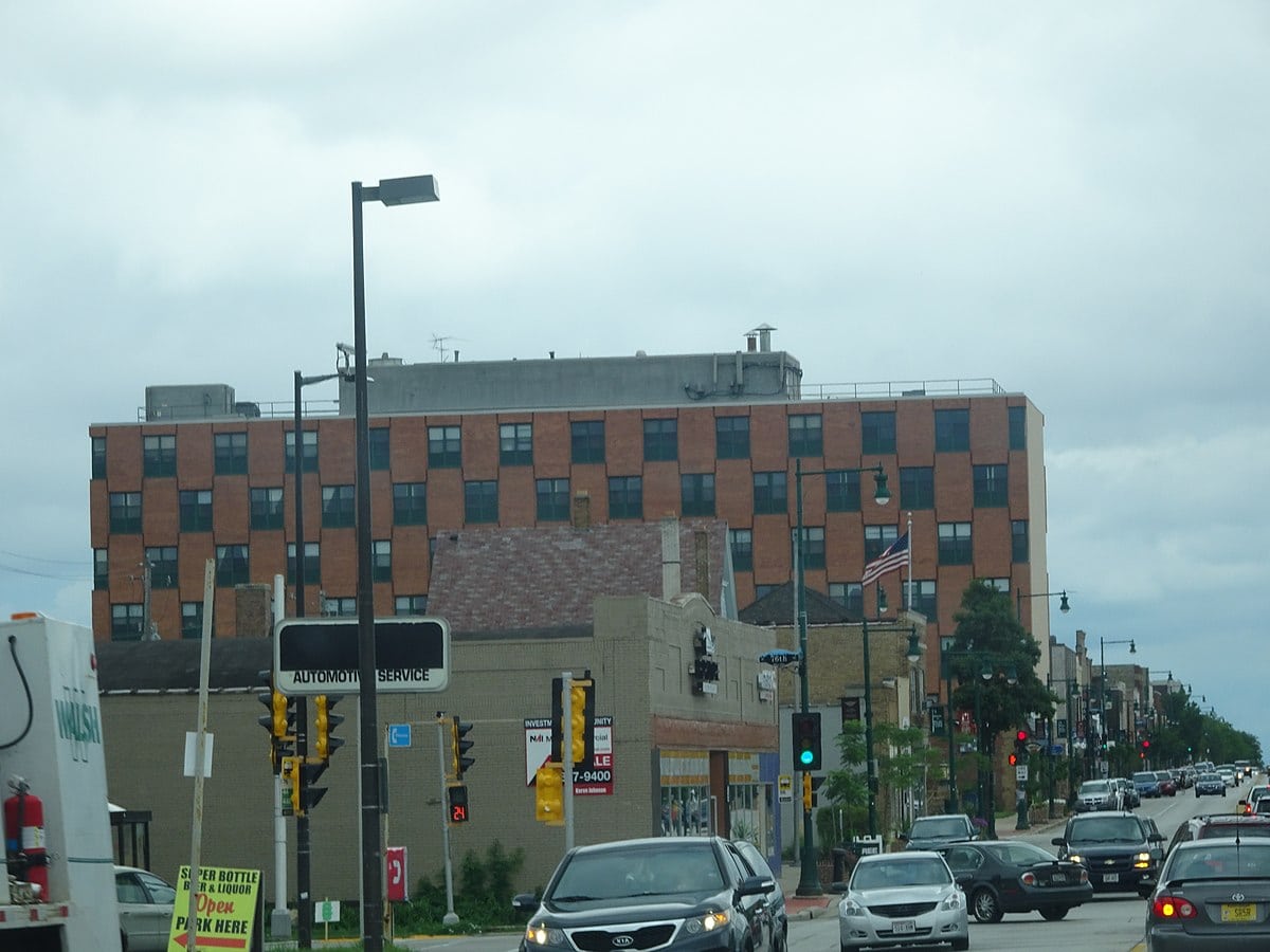 Downtown West Allis - panoramio
