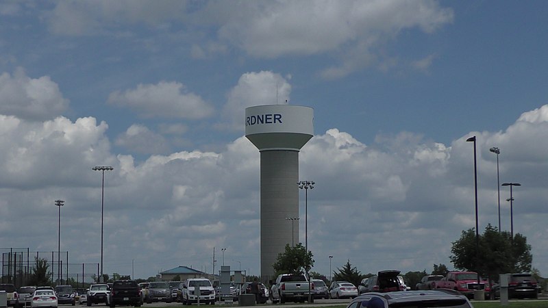 Gardner, Kansas water tower