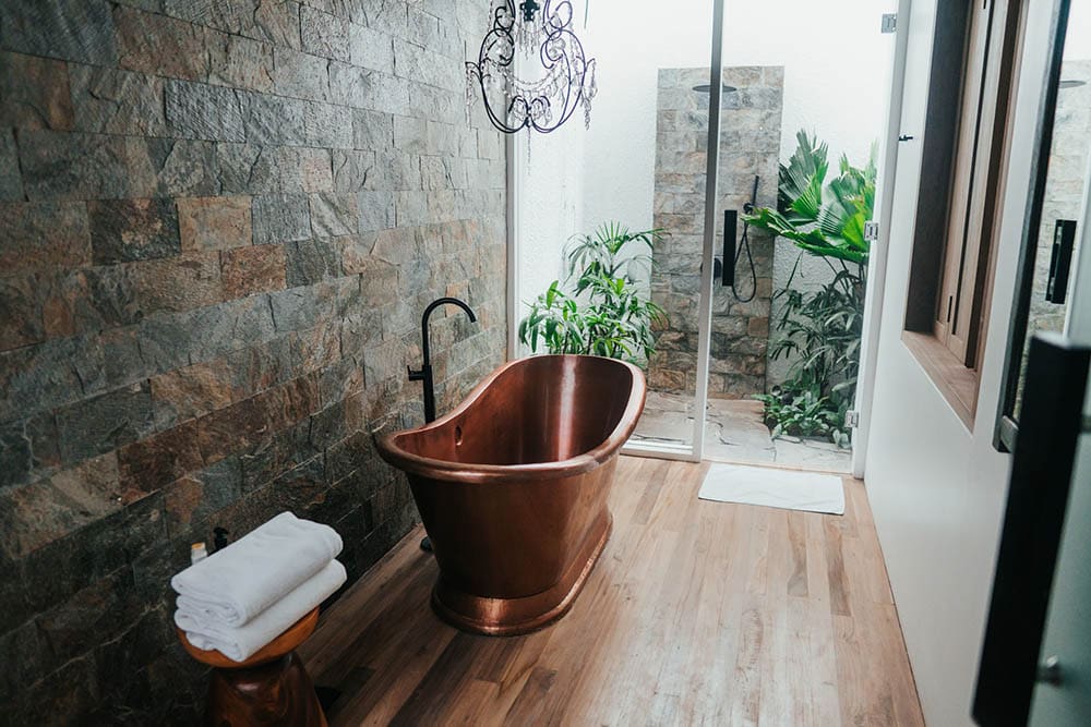 freestanding faucet