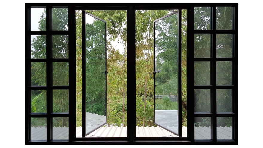 Aluminum window