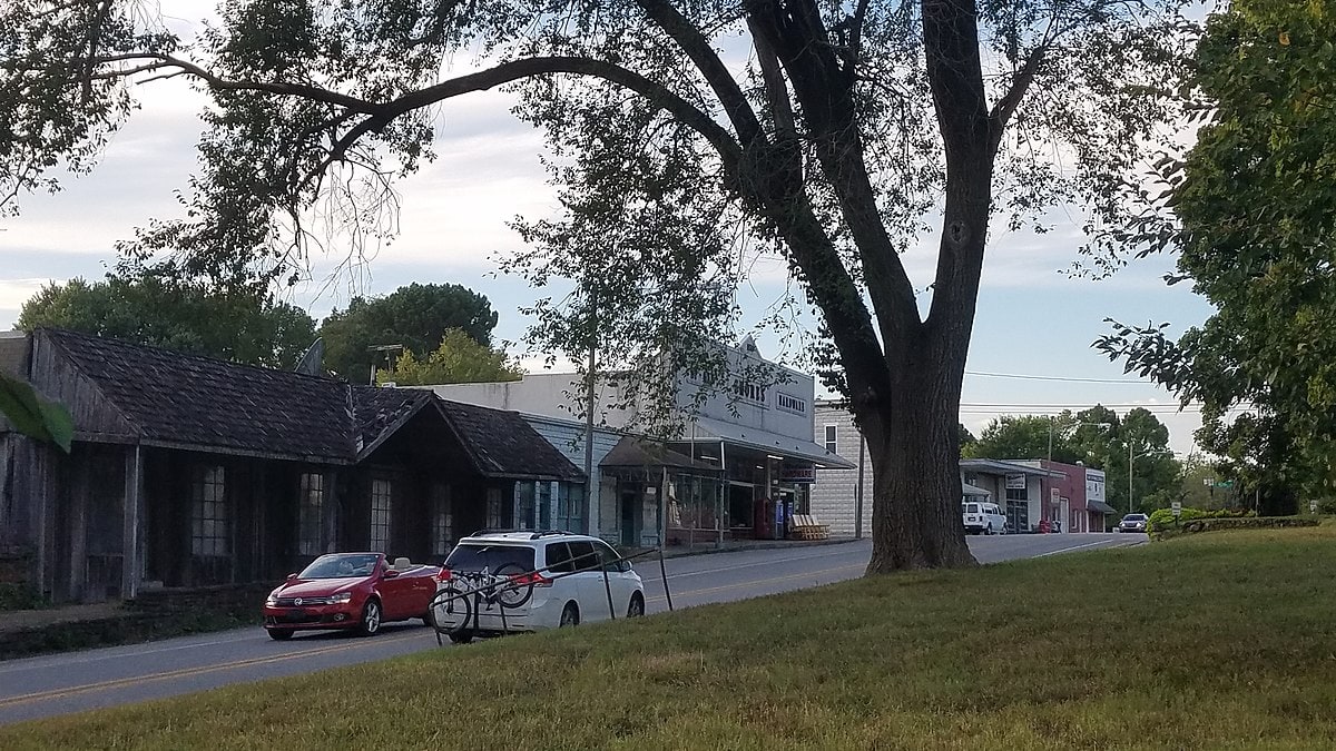 Cave Springs