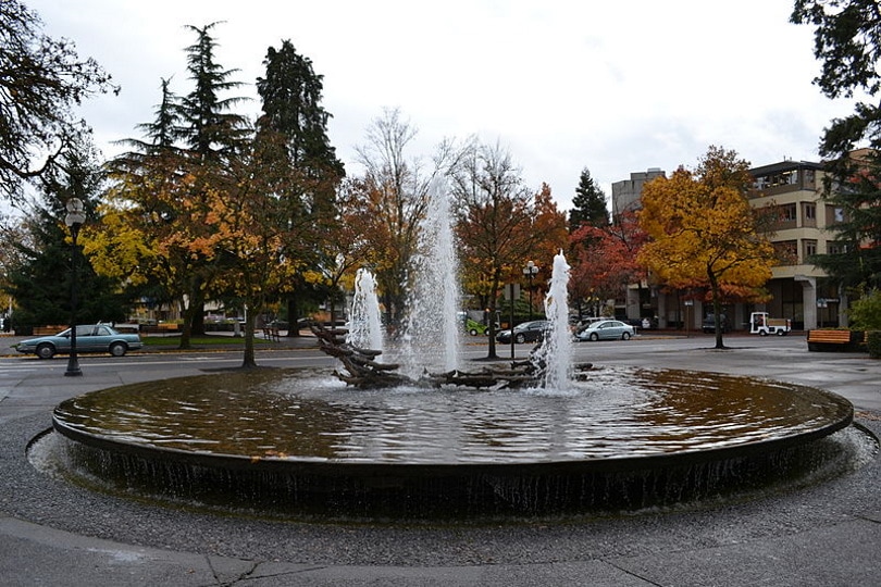 Fountain in Eugene Oregon