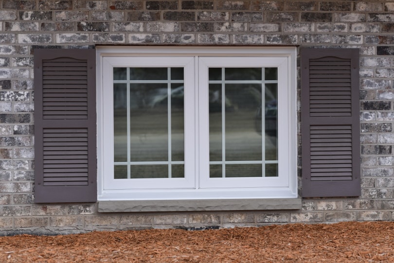 Vinyl window