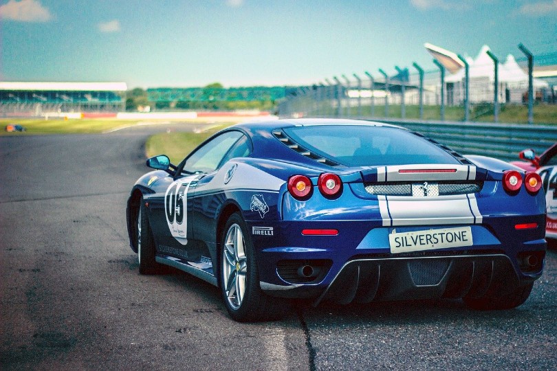 blue ferrari