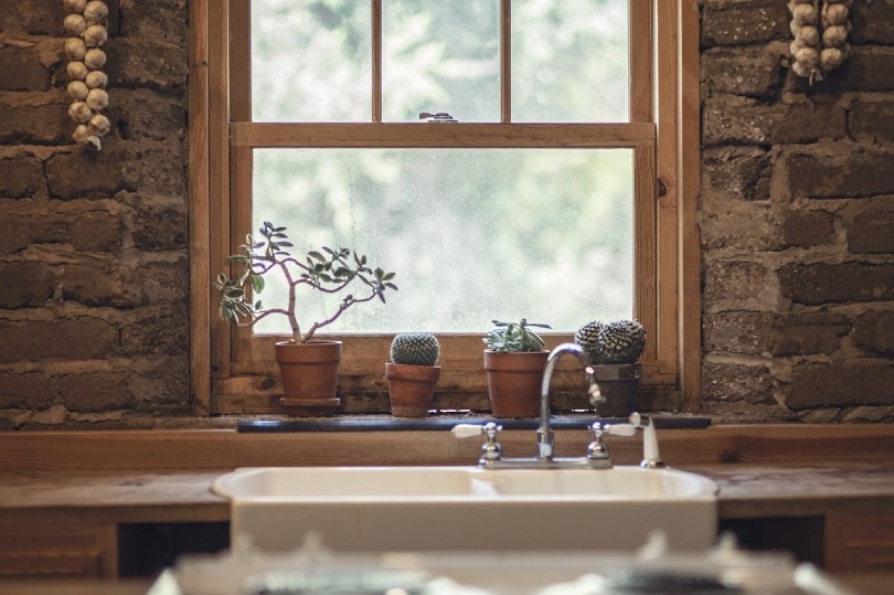 brick design for kitchen's interior