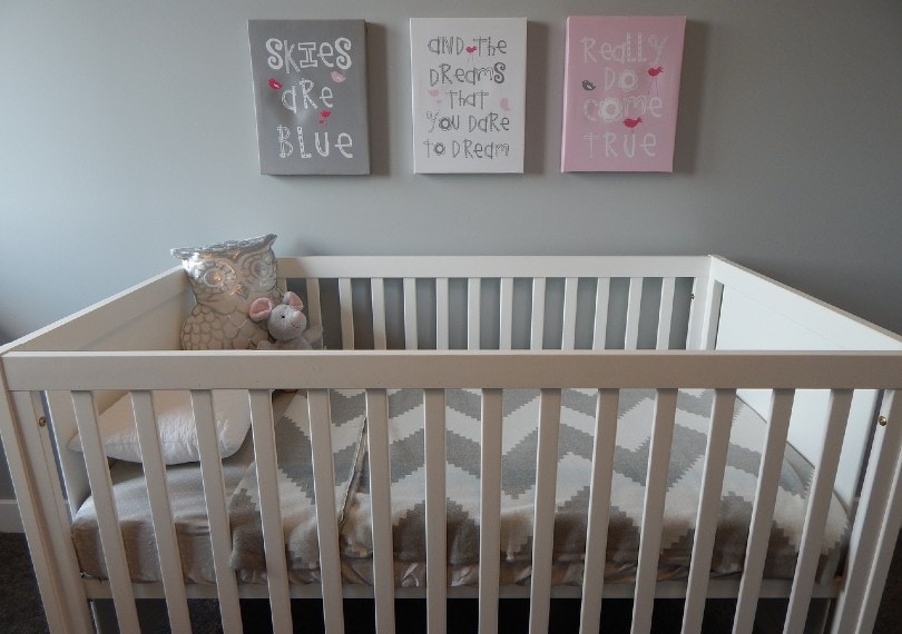 crib for baby girl