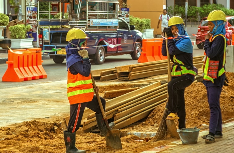 female construction workers