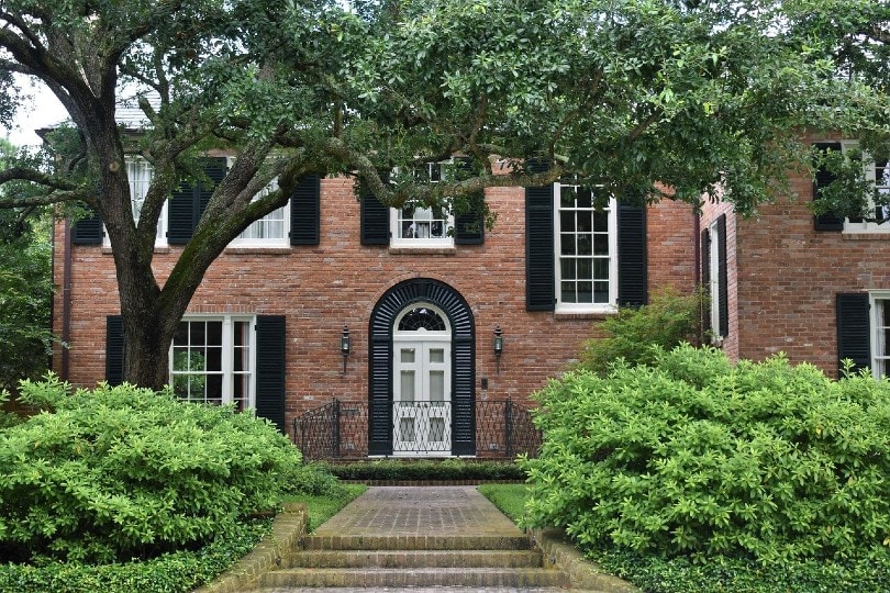 home exterior with black accents