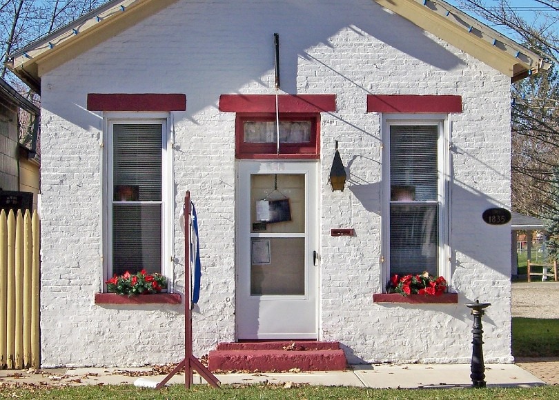 house with long windows