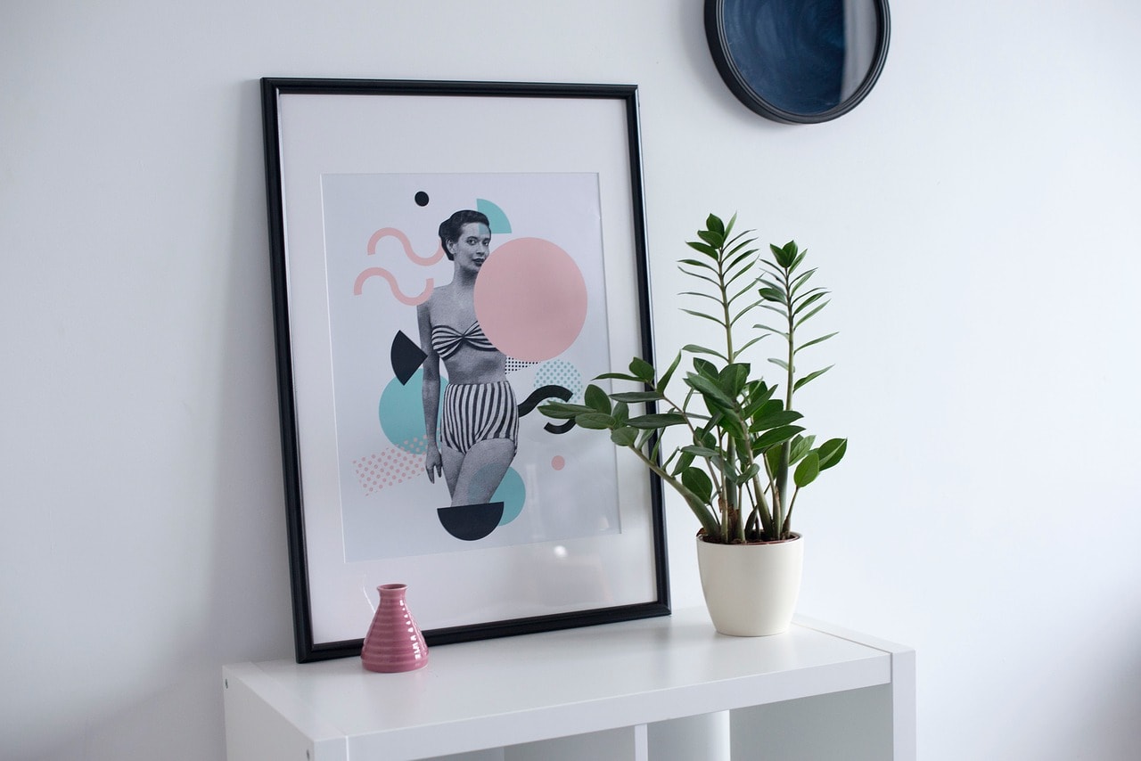 picture frame on table