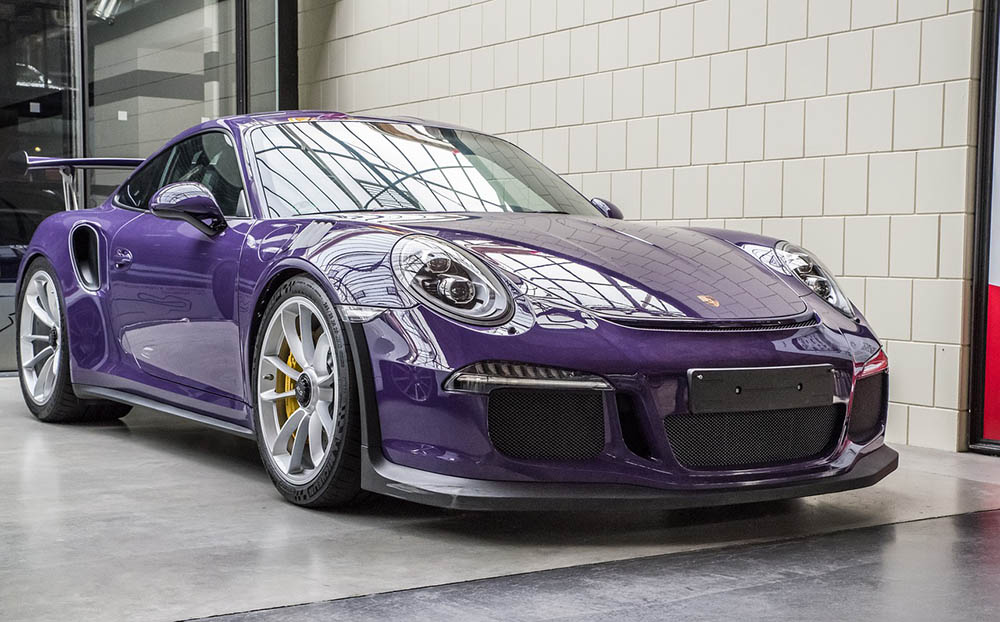 purple porsche sports car