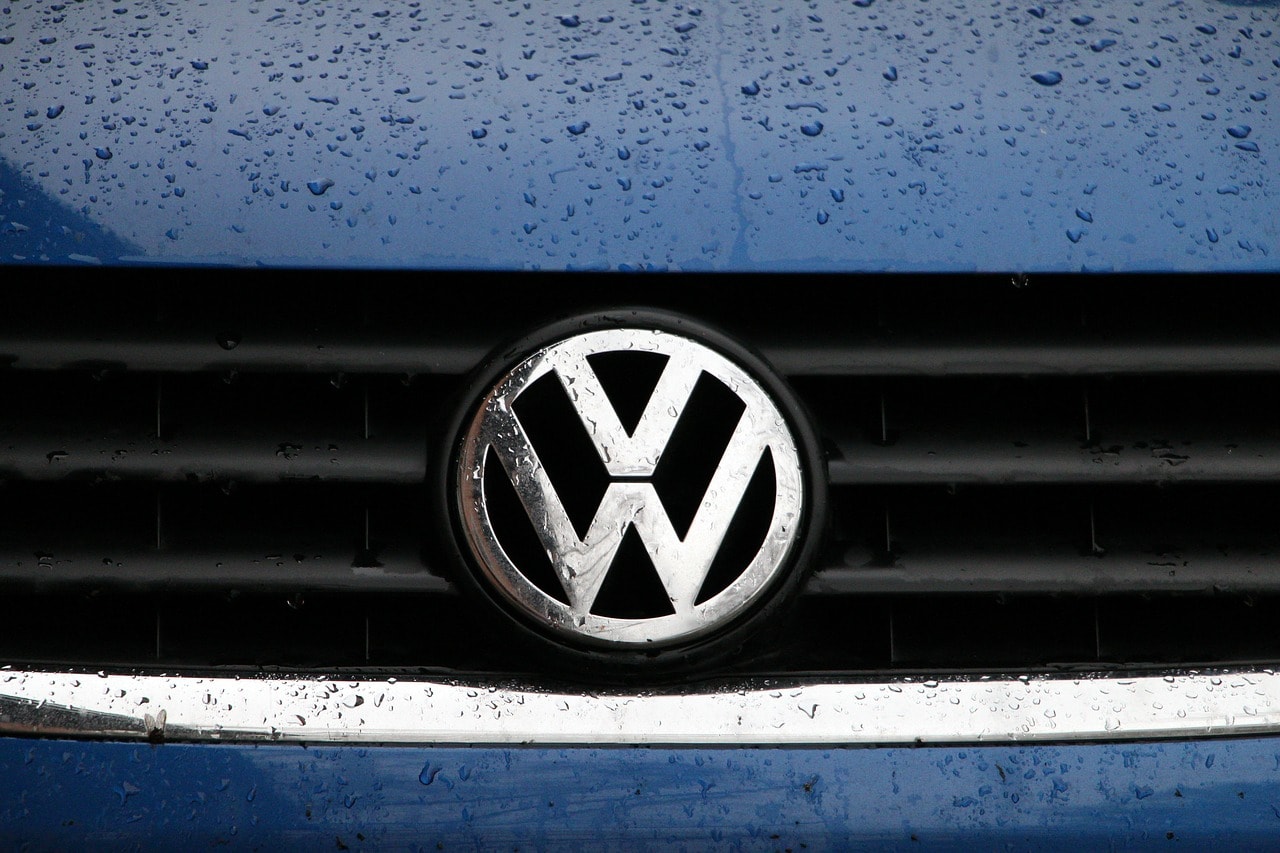 volkswagen car logo