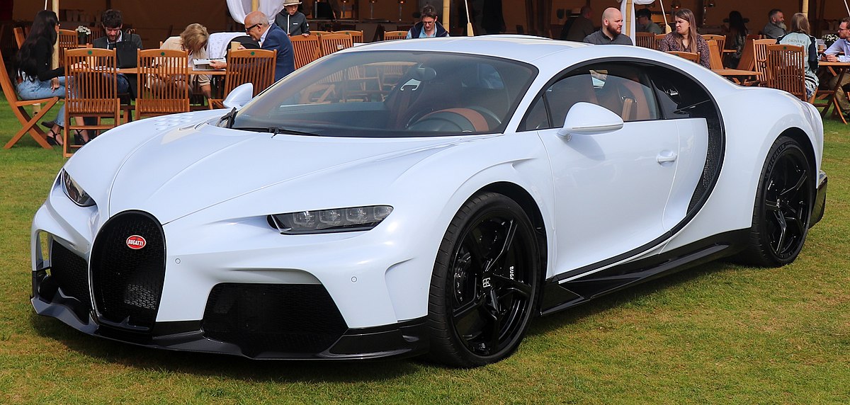 2021 Bugatti Chiron Super Sport 8.0 Front
