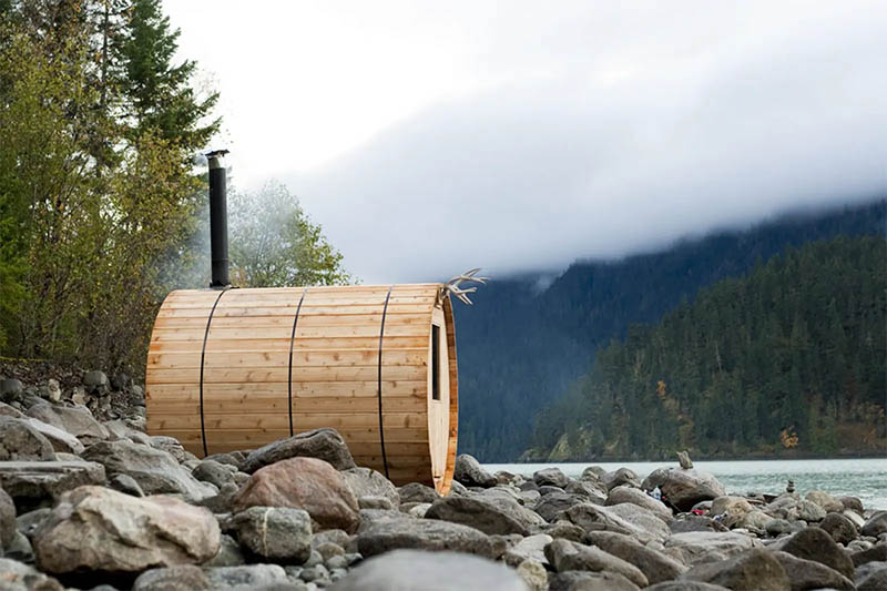 Building a DIY Outdoor Sauna in the Backcountry