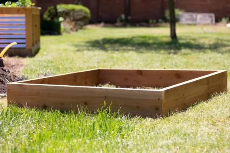 DIY cedar raised garden bed