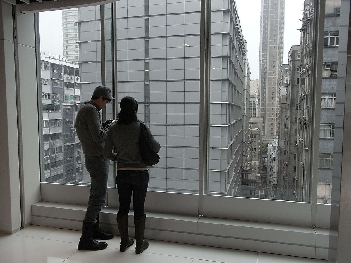 HK TST Isquare mall interior glass wall windows view Nathan Road 05