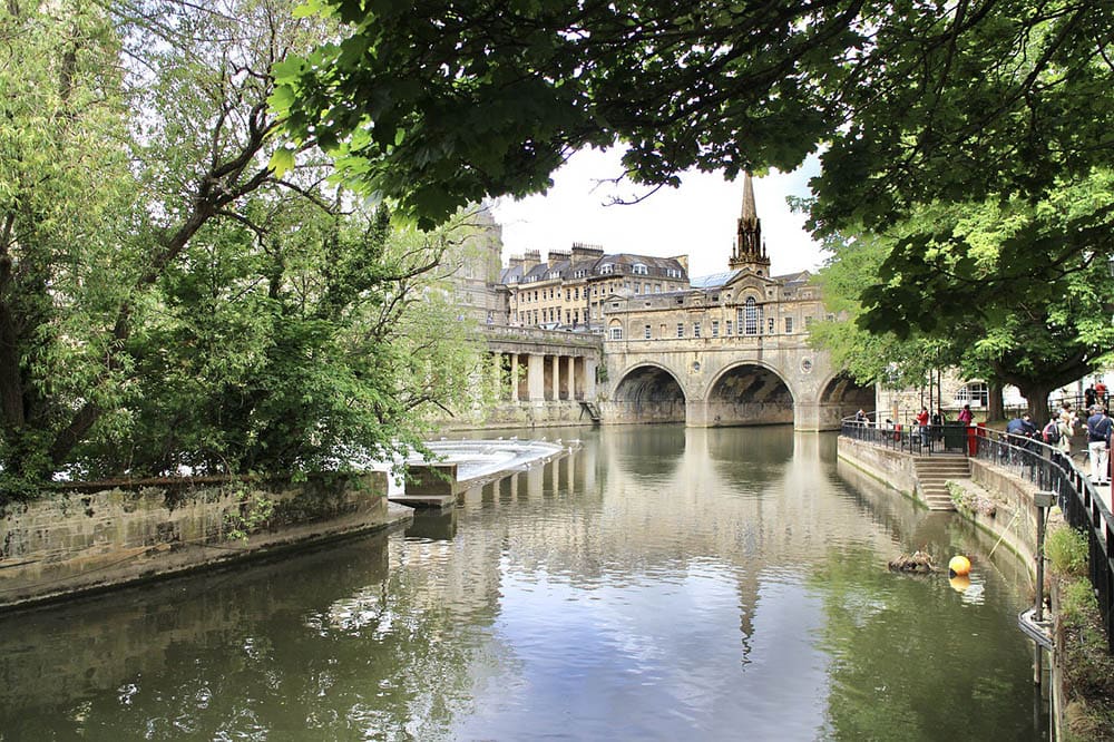 Pulteney bridge in Bath, England