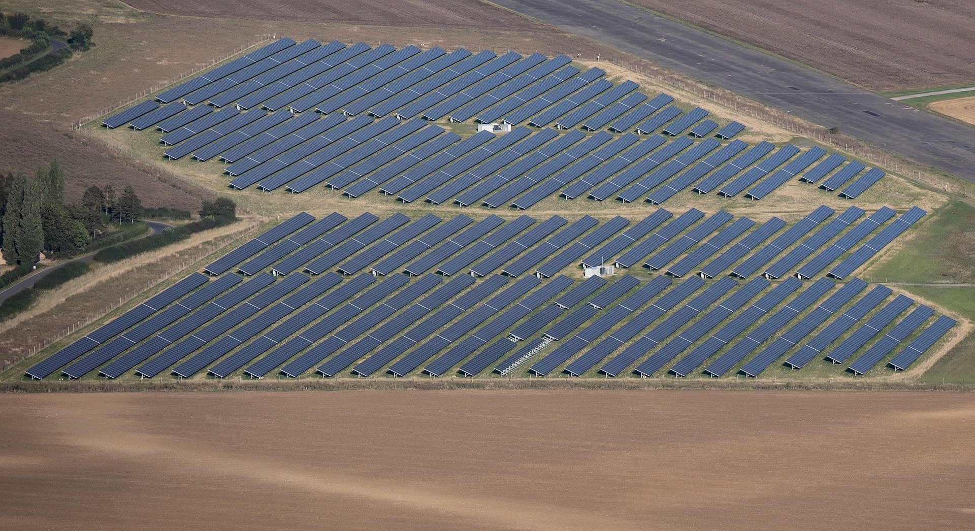 Good Solar Farm What Is A Solar Farm? How Do Solar Farms Work? | Home Grail