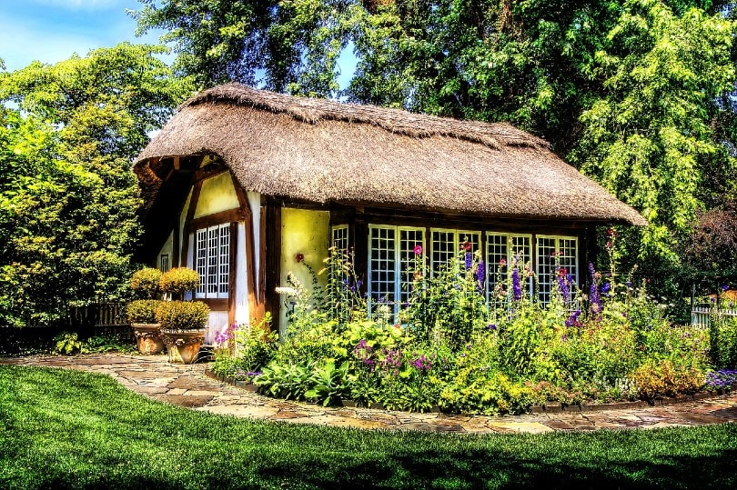 cottage