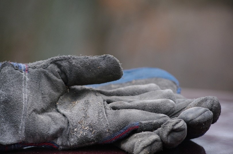 protective gloves used for construction