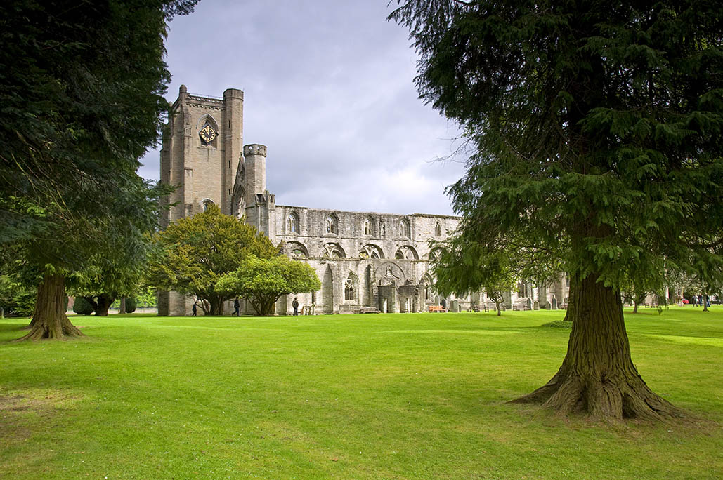 the Dunkeld cathedral in Scotland