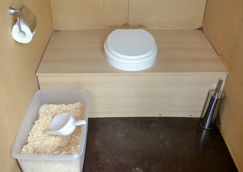 Clean Composting Toilet