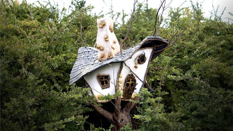 DIY fairy garden tree house