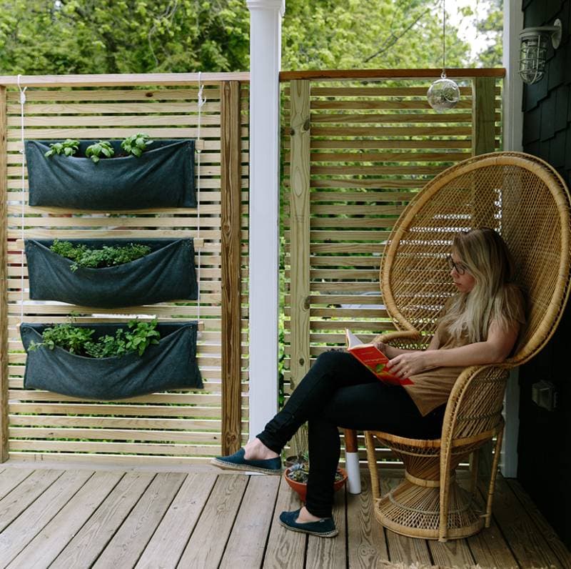 DIY simple modern vertical herb garden