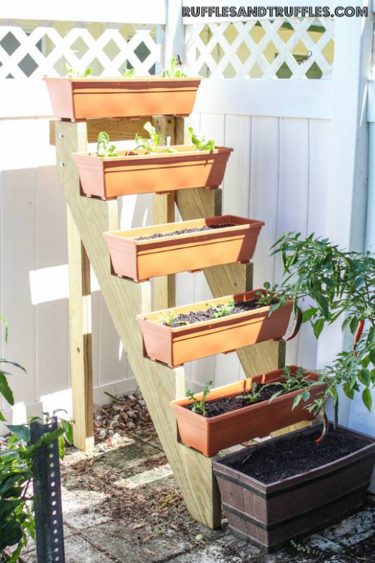 DIY vertical planter garden