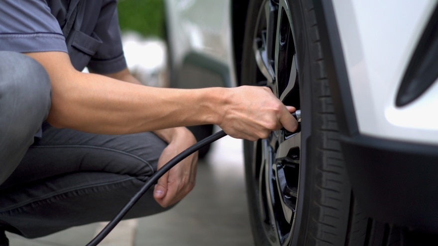 inflating tire