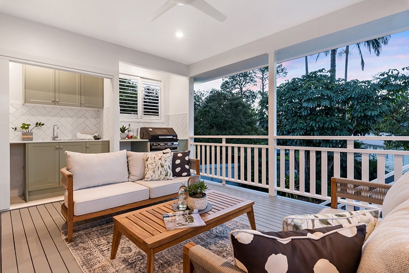 large outdoor entertaining deck area