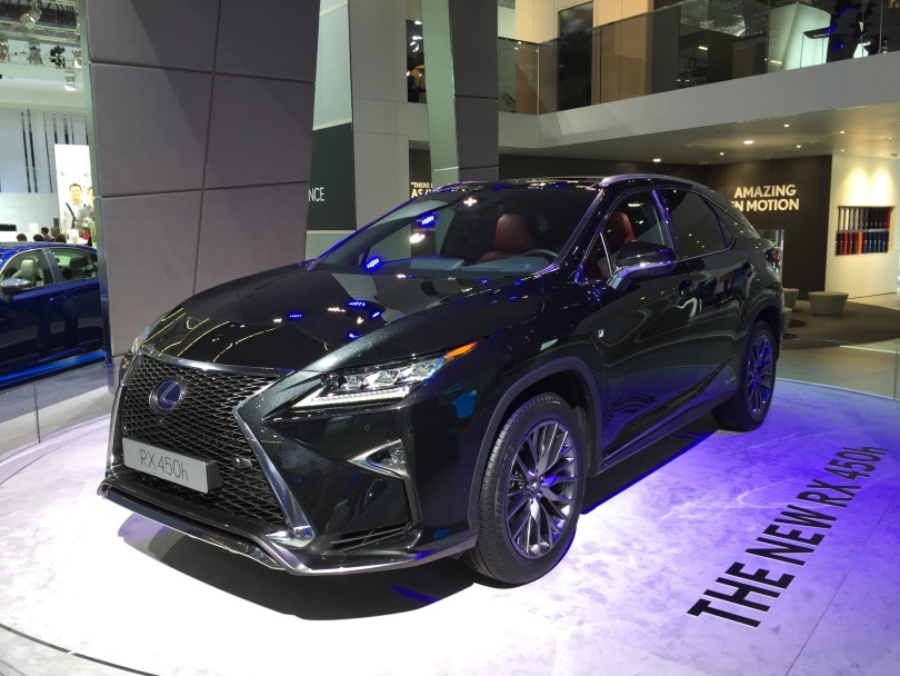 lexus car