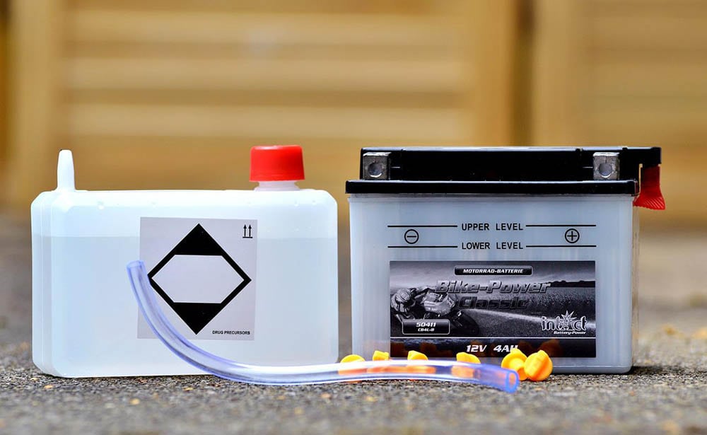 motorcycle battery and battery acid