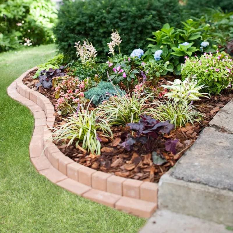 DIY curved brick garden border