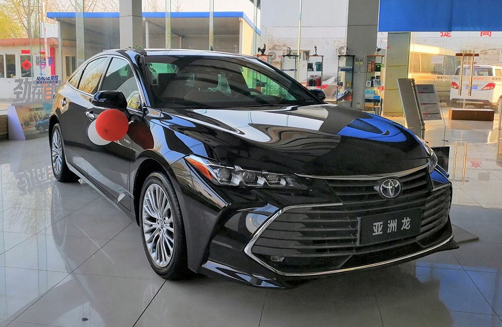 Toyota Avalon XX50 Hybrid 01 China