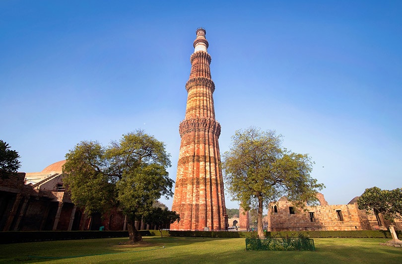 qutub minar in delhi india