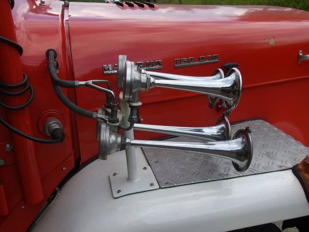 Car horn