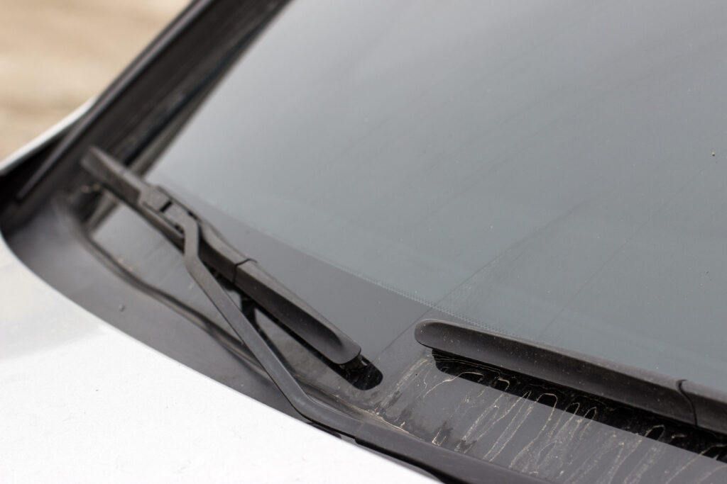 Hybrid Blade Windshield Wipers