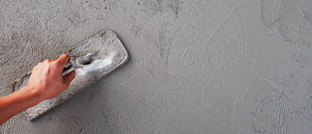adding texture to the concrete floor