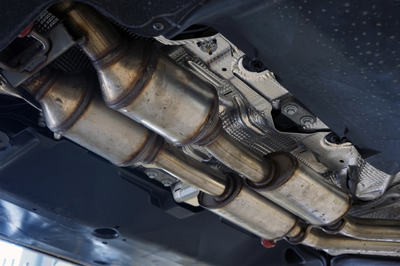 catalytic convrter installed in car