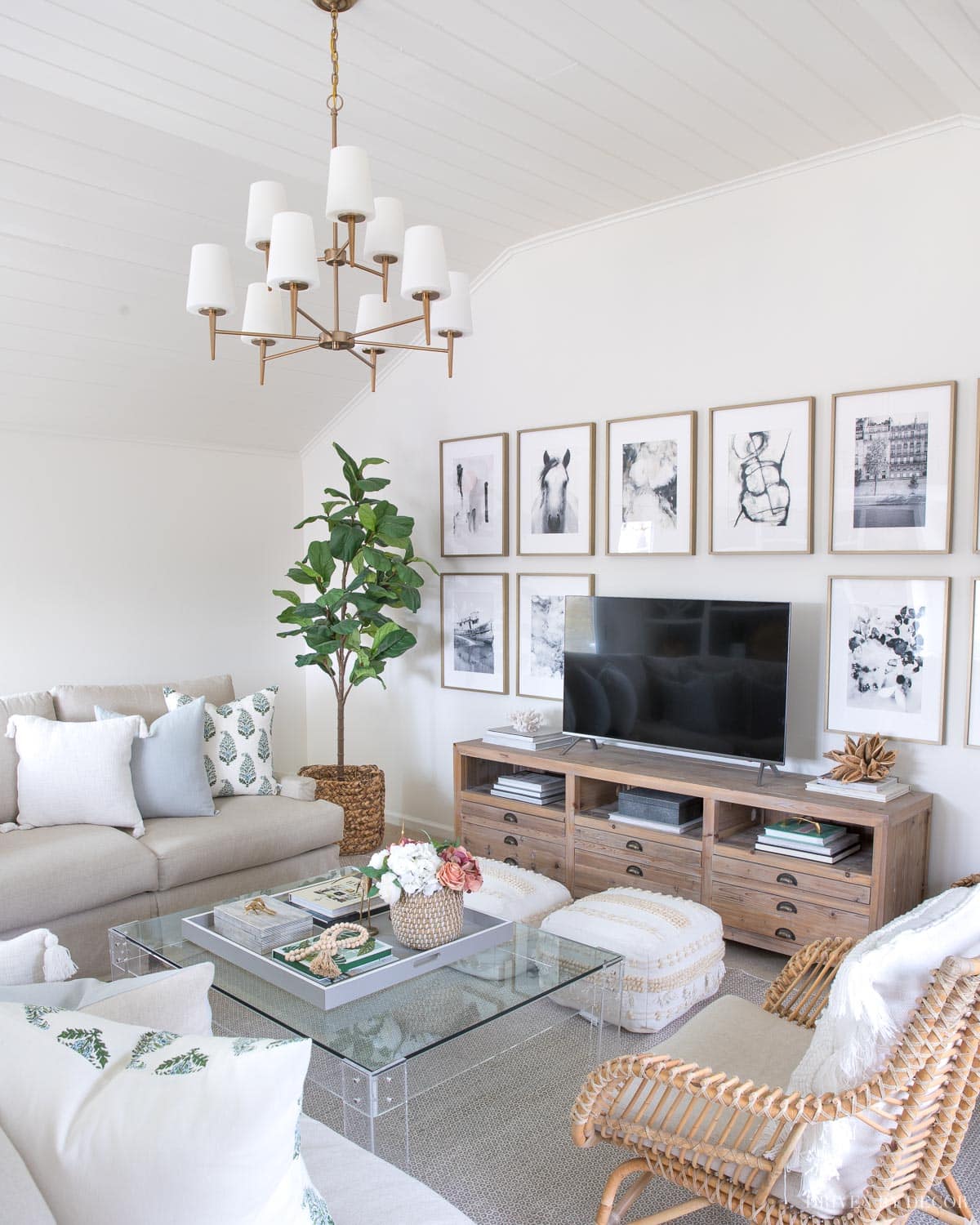 Cloud White – Benjamin Moore