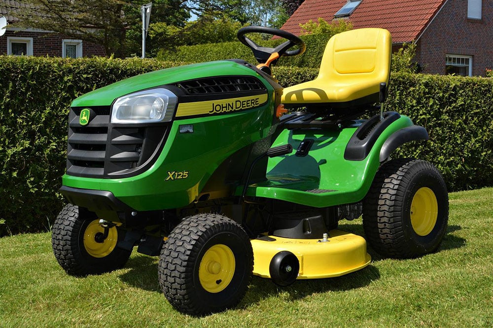 Lawn Tractor