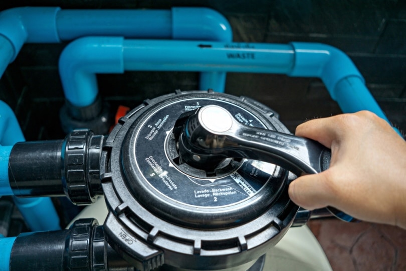 cleaning sand pool filter