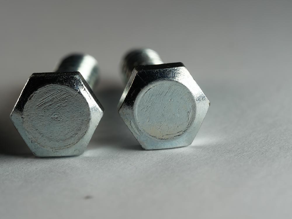 close up lag screw head