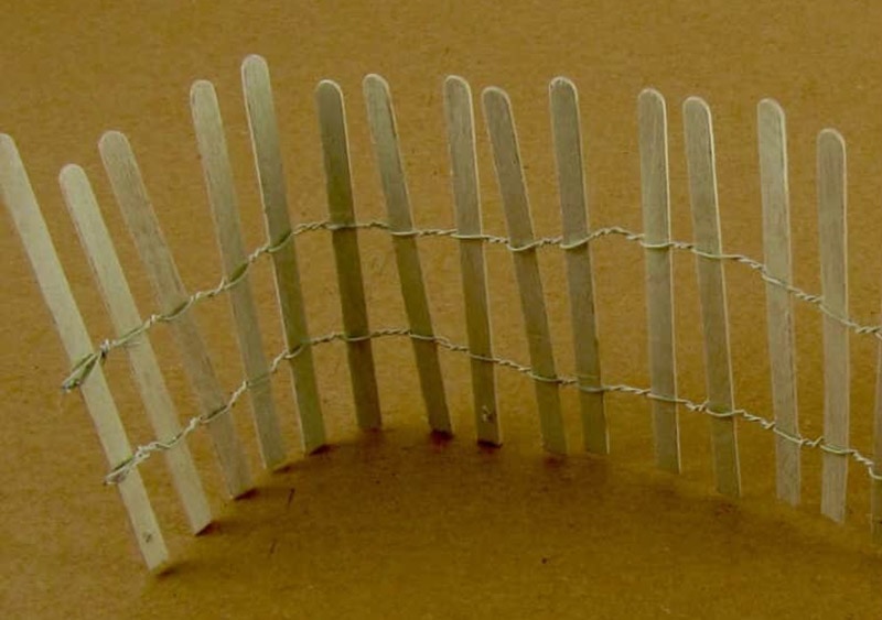 diy primitive fence