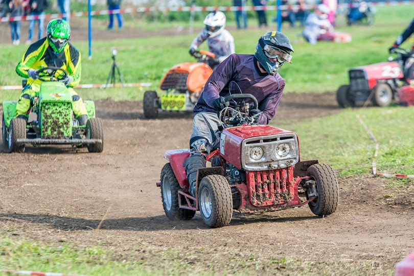lawn mower racing